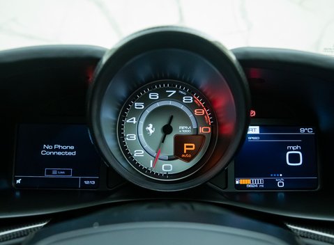 Ferrari GTC4 Lusso V12 18