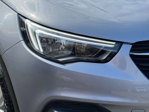 Vauxhall Grandland X 1.6 Grandland X SE TD S/S 5dr *NATIONAL DELIVERY* 41