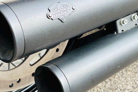 Harley-Davidson Street Dyna Street Bob 1745 12