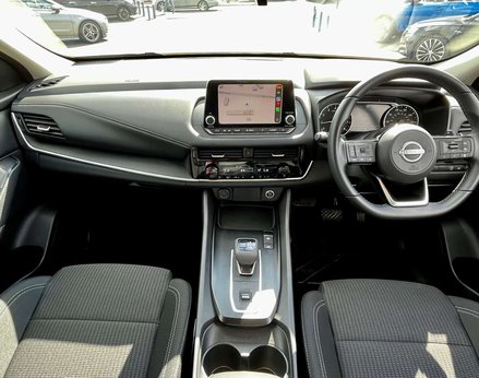 Nissan Qashqai 1.3 Qashqai Acenta Premium DiG-T MHEV CVT 5dr 2