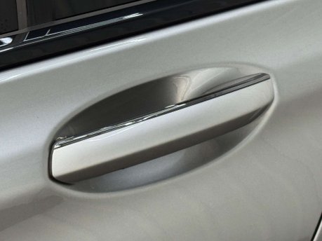 BMW 7 Series 4.4 750i M Sport xDrive Auto 4WD 4dr 21