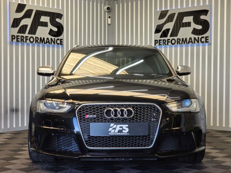 Audi RS4 4.2 FSI V8 Estate 5dr Petrol S Tronic quattro Euro 5 (450 ps) 30