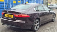 Jaguar XF 2.0d Portfolio Saloon 4dr Diesel Auto Euro 6 (s/s) (180 ps) 15