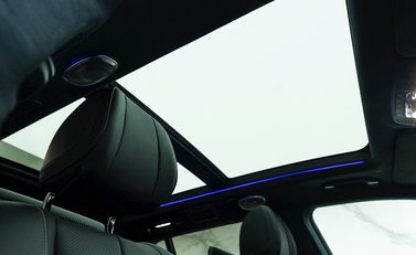 Mercedes-Benz GLS 600 11