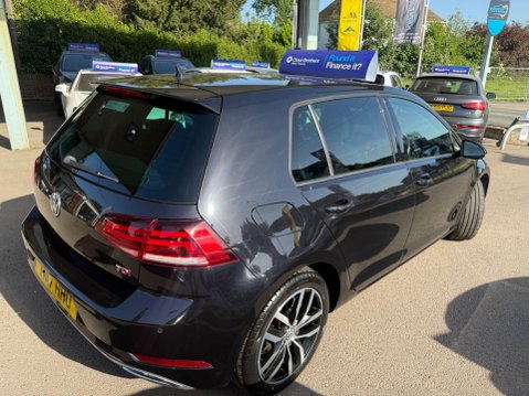 Volkswagen Golf 1.6 TDI BlueMotion Tech GT Euro 6 (s/s) 5dr 14