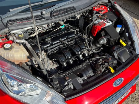 Ford Fiesta ZETEC 12