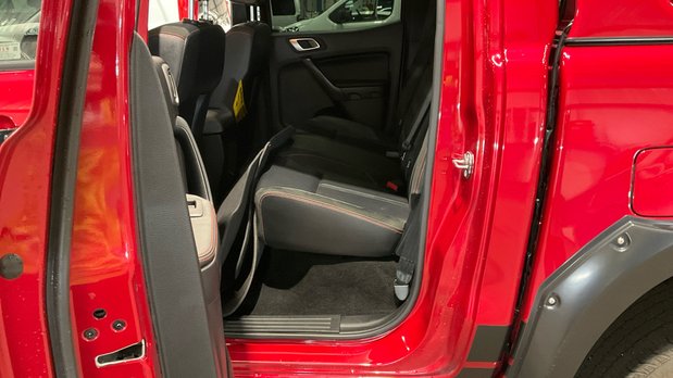 Ford Ranger Stormtrak | Auto | 2 LT | Double Cab | Sensors | Alloys | EURO 6 | NO VAT 8