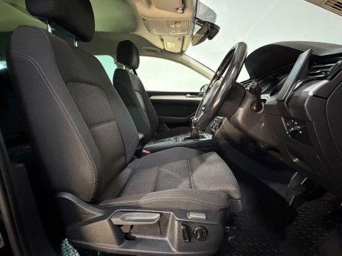 Volkswagen Passat SE BUSINESS TDI BLUEMOTION TECHNOLOGY 17