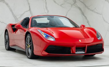 Ferrari 488 SPIDER 9