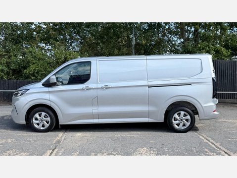 Ford Transit Custom 300 LIMITED L2H1 P/V ECOBLUE 6
