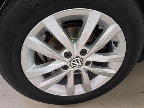 Volkswagen Touran 1.6 TDI BlueMotion Tech SE Euro 6 (s/s) 5dr 49