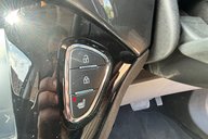 Vauxhall Corsa SE.. AUTOMATIC.. 9 SERVICES.. 1 PREVIOUS KEEPER.. STUNNING 17