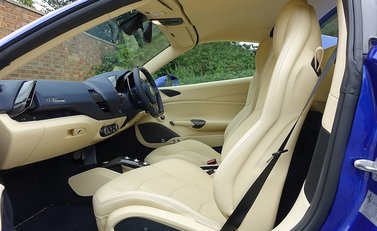 Ferrari 488 Spider 27