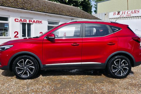 MG ZS EXCLUSIVE T-GDI.. MAIN DEALER SERVICE HISTORY.. STUNNING EXAMPLE 5