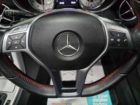 Mercedes-Benz SLK 3.5 SLK350 BlueEfficiency AMG Sport Edition 125 G-Tronic+ Euro 5 (s/s) 2dr 30