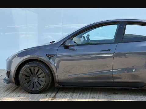 Tesla Model Y ModeL Y Long Range AWD 4WD 5dr 52