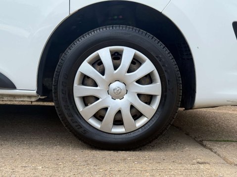 Vauxhall Vivaro 1.6 Vivaro 2900 Sportive CDTi 42