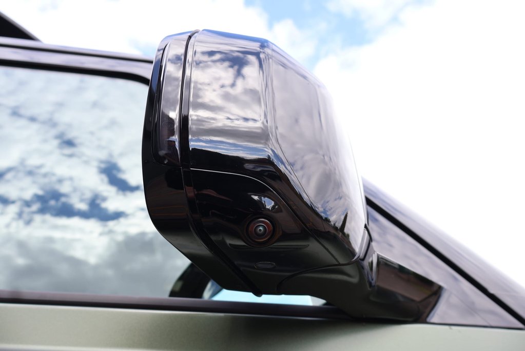 Land Rover Defender 110 2026 HARD TOP X-DYNAMIC HSE 350 WORLD TOUR 2 EDITON REAR  SEATS FITTED PPF  19