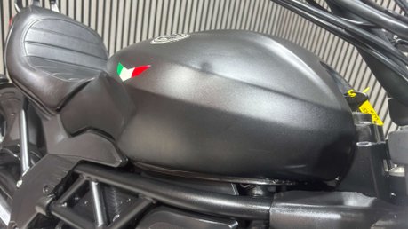 Benelli 502C 2024 MOT MAY 2027 ONLY 7K A2 READY CRUISER BIKE 500CC 47BHP 35