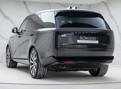 Land Rover Range Rover D350 Autobiography LWB 12