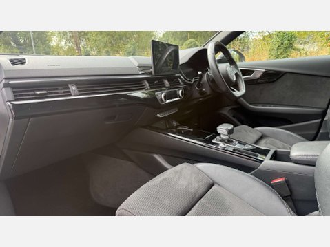Audi A4 2.0 A4 Black Edition 35 TDI Semi-Auto 5dr 9