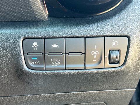 Hyundai KONA GDI PREMIUM 34