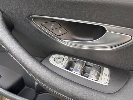 Mercedes-Benz E Class 2.0 E220d AMG Line Cabriolet 2dr Diesel G-Tronic+ Euro 6 (s/s) (194 ps) 22