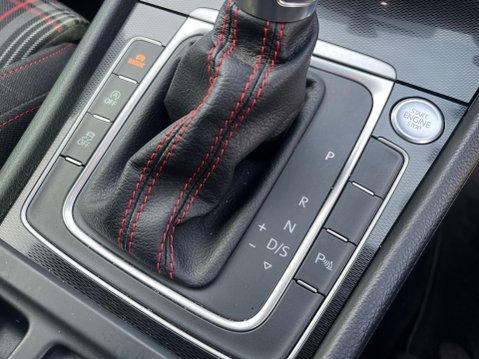 Volkswagen Golf 2.0 GTI DSG AUTOMATIC 16