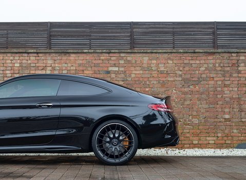 Mercedes-Benz C63 S Premium Plus 25