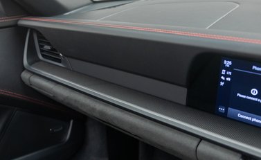 Porsche 911 Targa 4 GTS (992) 24