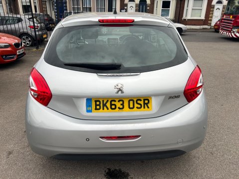 Peugeot 208 1.2 VTi Active Euro 5 3dr 5