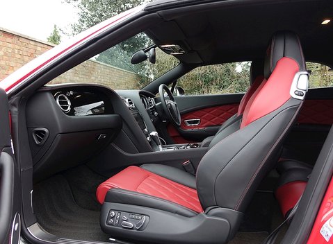 Bentley Continental GT V8 S Convertible Mulliner 17