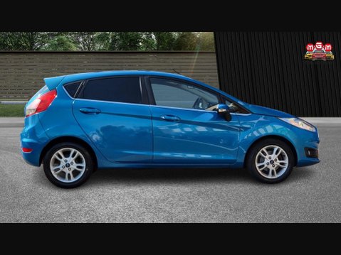 Ford Fiesta ZETEC 8