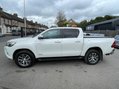 Toyota Hilux 2.4 D-4D Invincible 4WD Euro 6 (s/s) 4dr (TSS) 6