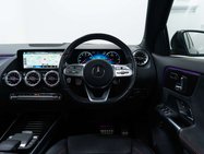 Mercedes-Benz GLA 2.0 GLA220d AMG Line (Premium Plus) SUV 5dr Diesel 8G-DCT 4MATIC Euro 6 (s/ 31
