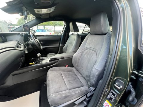 Lexus Ux 250H 62