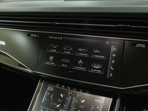 Audi SQ7 4.0 TFSI V8 Vorsprung SUV 5dr Petrol Tiptronic quattro Euro 6 (s/s) (507 ps 77