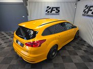Ford Focus 2.0T EcoBoost ST-3 Estate 5dr Petrol Manual Euro 6 (s/s) (250 ps) 17