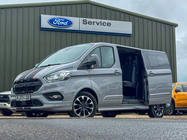 Ford Transit Custom Crew Cab AUTO SWB L1H1 Sport 320 Air Con Alloys Camera EURO 6 1