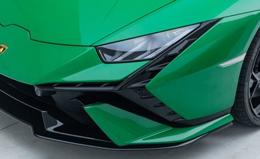 Lamborghini Huracan Tecnica 33