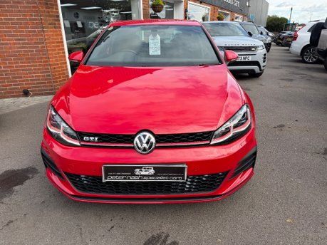 Volkswagen Golf GTI TSI 8