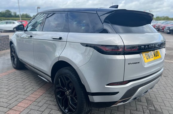 Land Rover Range Rover Evoque FIRST EDITION MHEV AUTO PAN ROOF 9