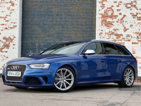 Audi RS4 4.2 FSI V8 Estate 5dr Petrol S Tronic quattro Euro 5 (450 ps) 4