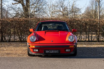 Porsche 911 930 TURBO 5