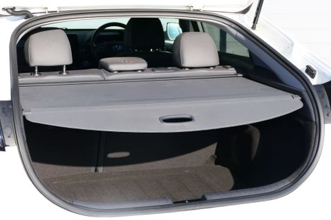 Hyundai IONIQ 1.6 IONIQ Premium SE FHEV Semi-Auto 5dr 18