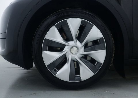 Tesla Model Y Model Y RWD 5dr 15