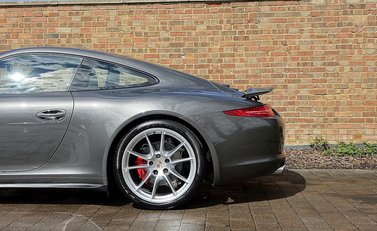 Porsche 911 (991) Carrera 4S 21