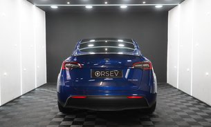 Tesla Model Y PERFORMANCE White Interior Deep Blue Metallic One Owner 20" Alloys 4