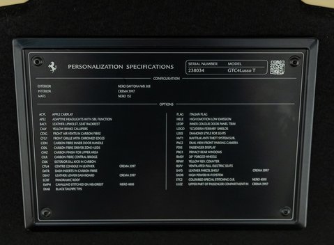 Ferrari GTC4 Lusso T 37