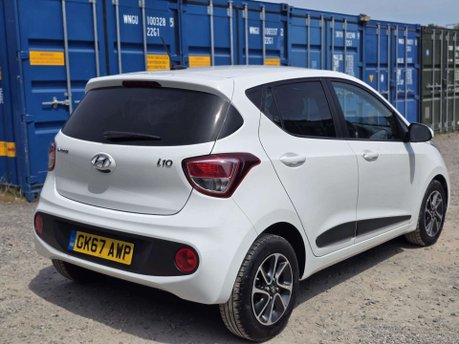 Hyundai i10 1.2 Premium Hatchback 5dr Petrol Auto Euro 6 (87 ps) 8